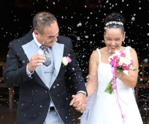 cute wedding idea. hart shaped confetti