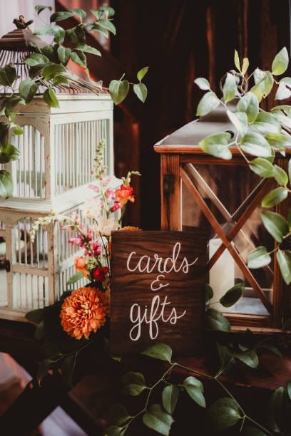 DIY wedding decor ideas on a budget