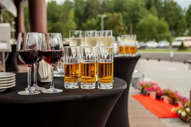 Wedding food & Bar guide