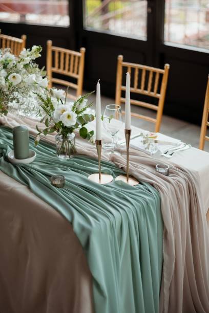 Simmer wedding decor