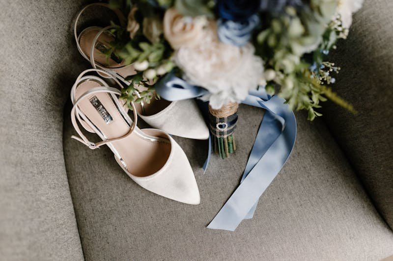 Dusty Blue & taupe neutral wedding colors