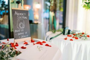 Interactive wedding ideas, polaroid guest book