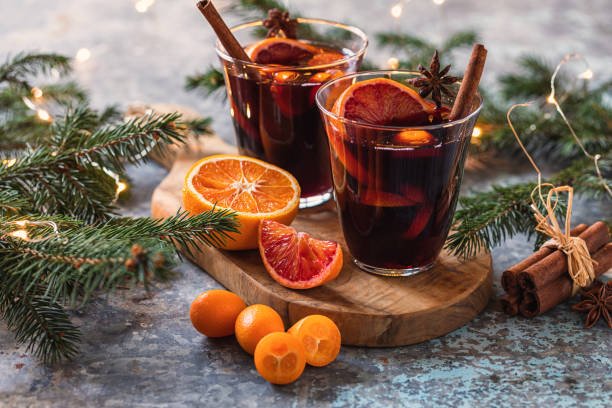 cocktail ideas for a winter wedding