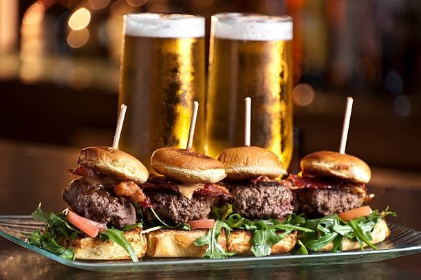 late-night snacks, sliders & beer