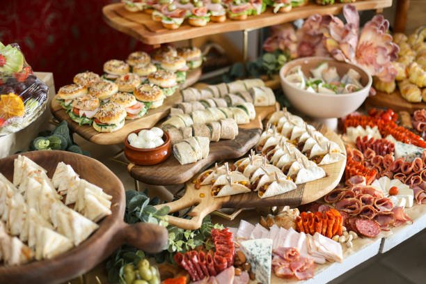 Wedding appetizer ideas: How to choose crowd pleasing bites for every budget