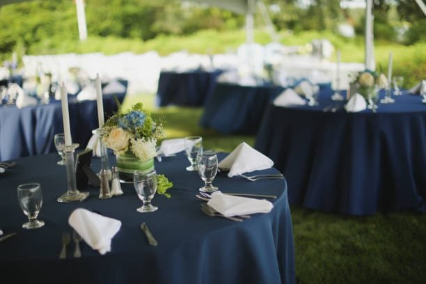 budget wedding decor, tablecloths