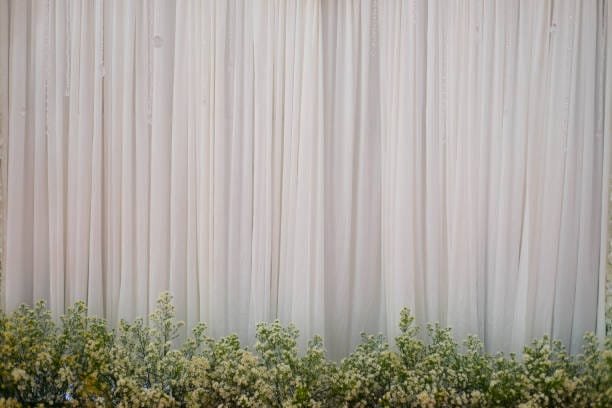 Cute wedding decor ideas under $500 fabric backdrop