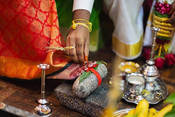 Wedding ceremony order rituals