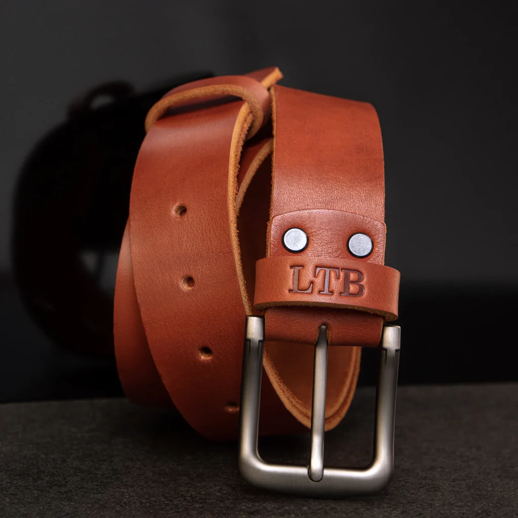groomsmen gift ideas, monogramed leather belt